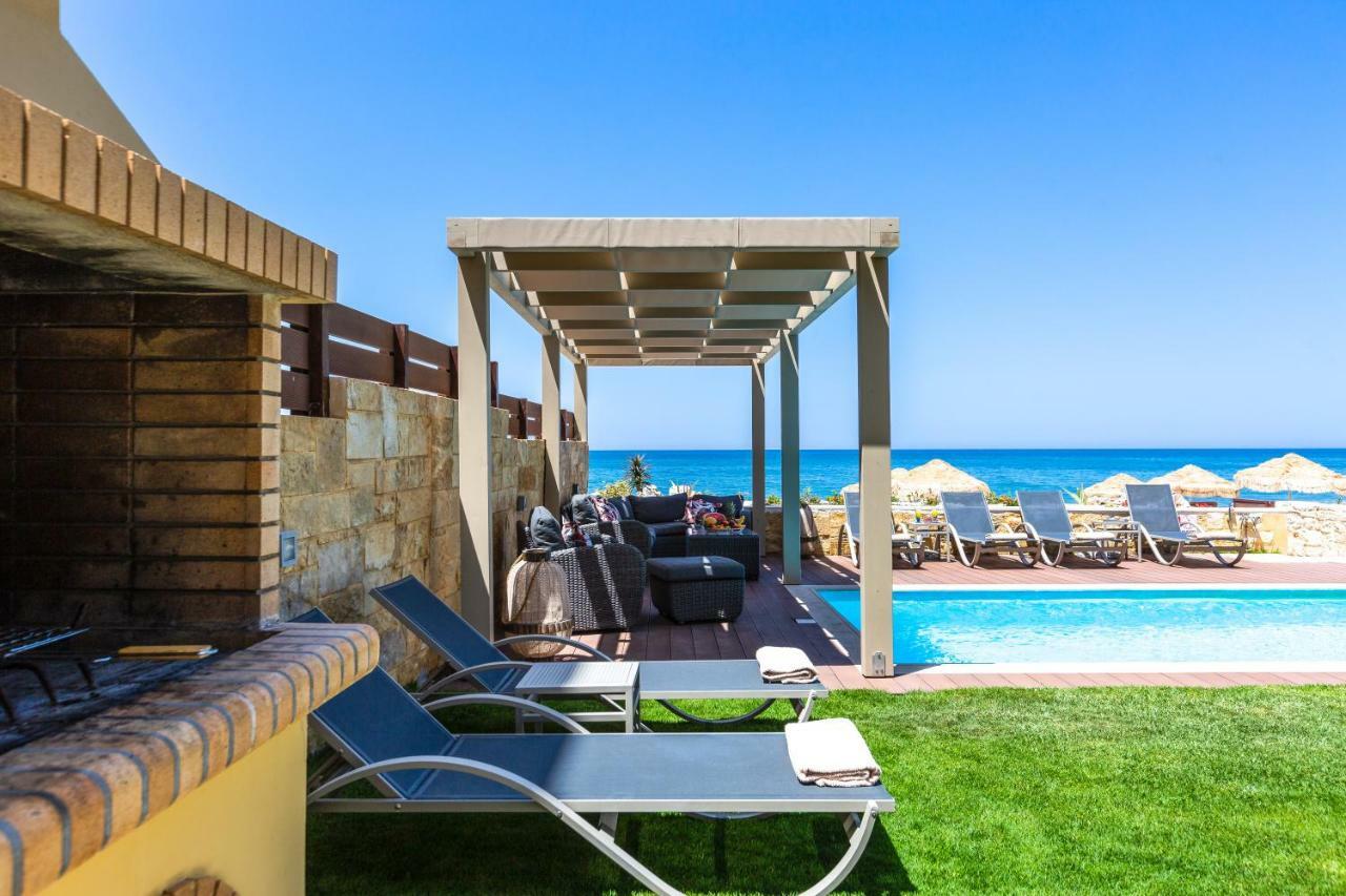 Espera Luxury Beach Front Residence With Pool & Bbq, By Thinkvilla 罗希姆诺 外观 照片